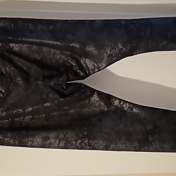 Athleta Elation Misty Lace Tight - Picture 3 of 3